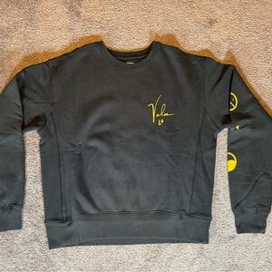 Valas Gracias Crewneck